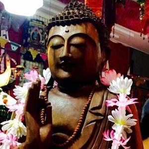 Meet your Posher, Kendra